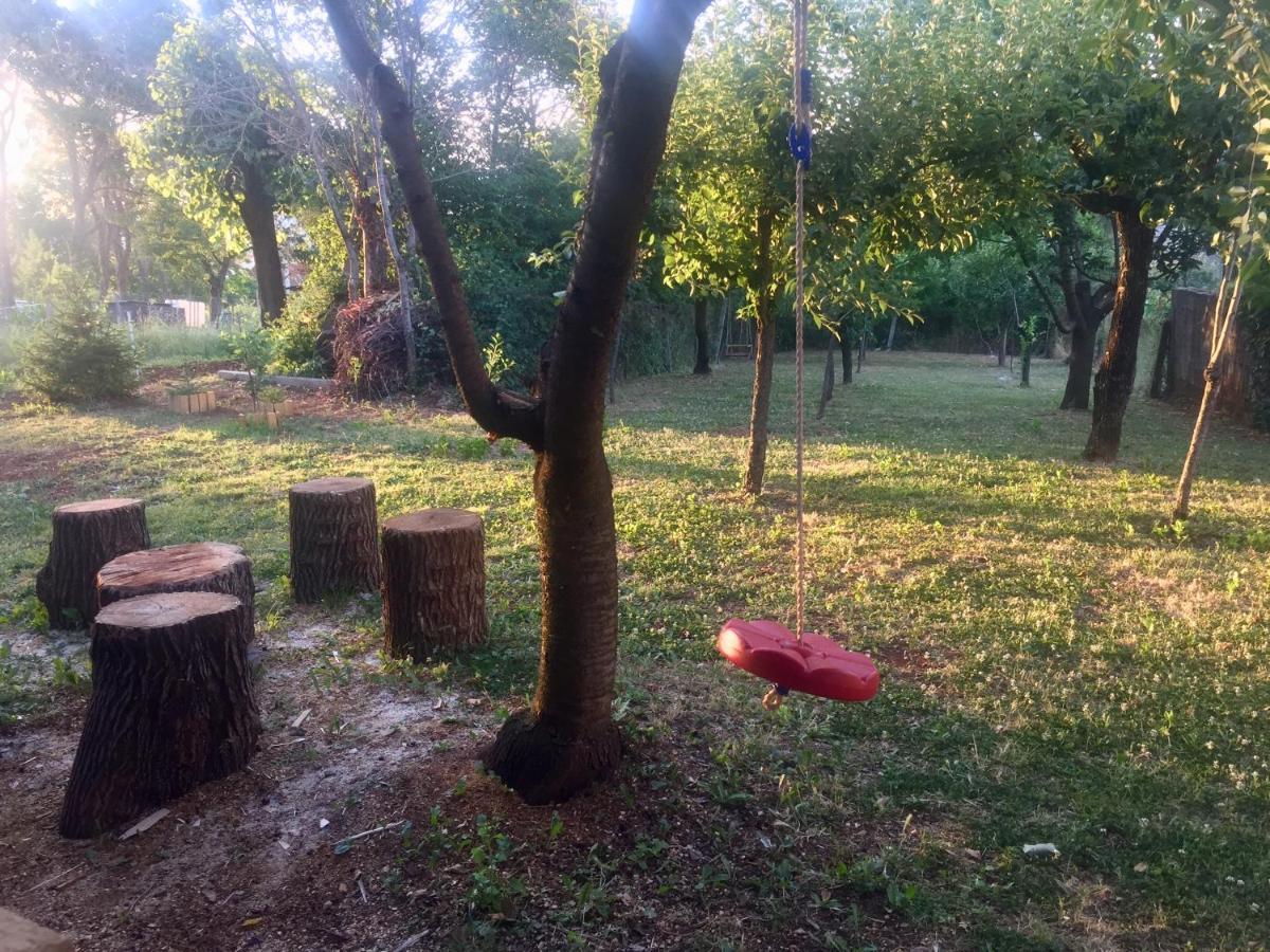 Villa Luna Имотски Екстериор снимка