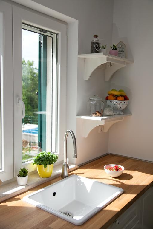 Villa Luna Имотски Екстериор снимка